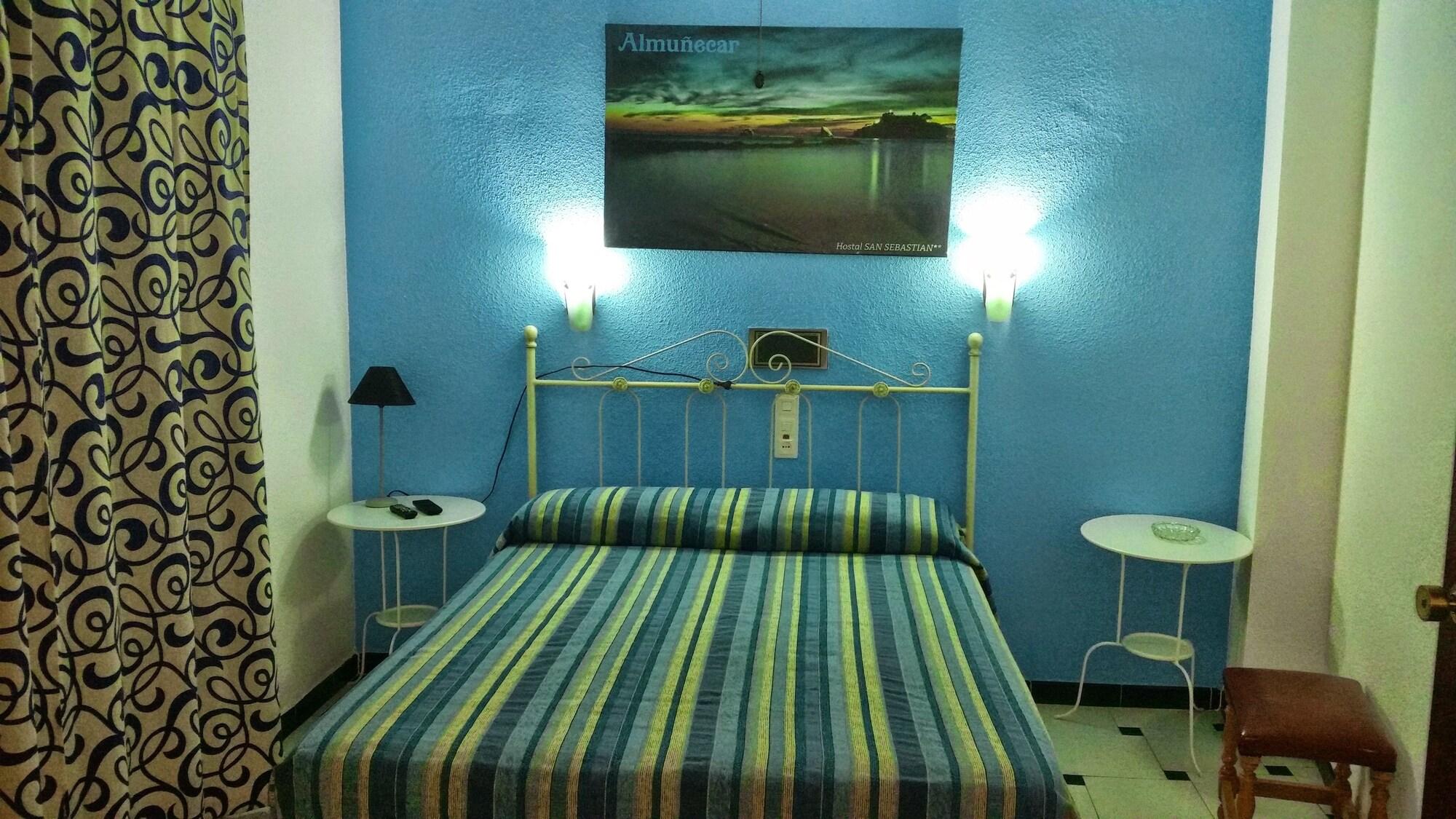 Hotel SAN SEBASTIAN Almuñécar Esterno foto