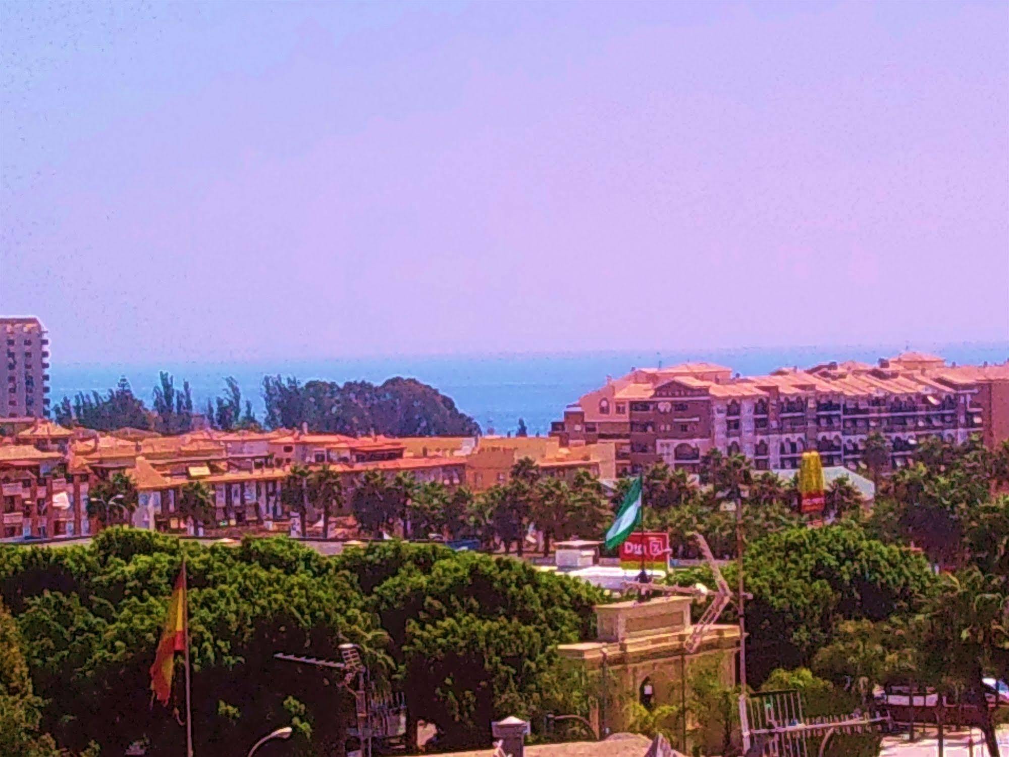 Hotel SAN SEBASTIAN Almuñécar Esterno foto